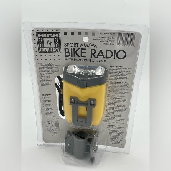 1992 High Frequency Sport AM/FM Bike Radio w/ Headlight & Clock - Picture 2 of 3